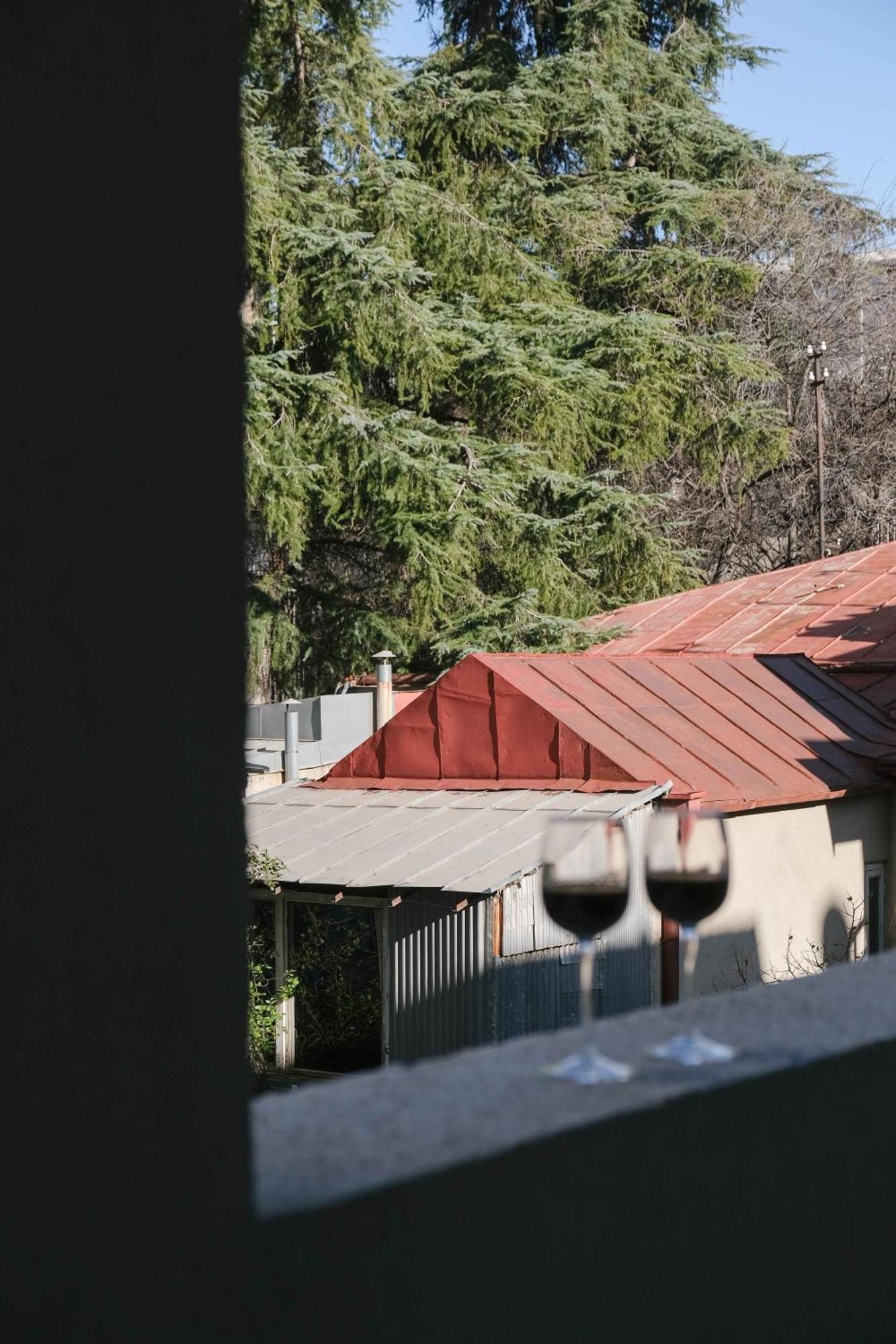 Round Garden Hotel Tbilisi Zewnętrze zdjęcie