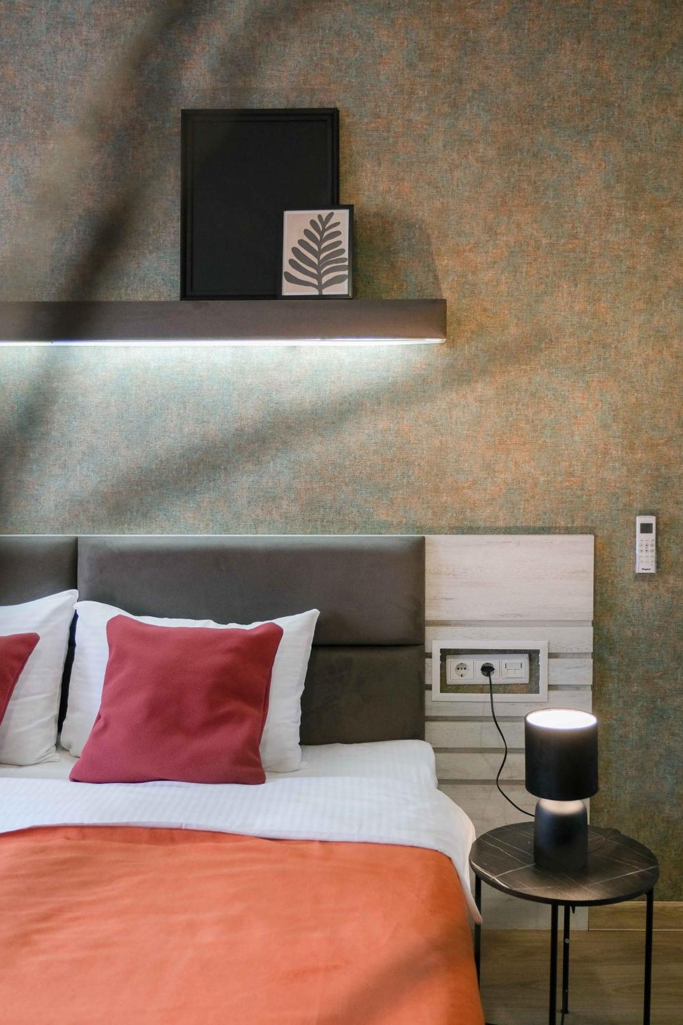 Round Garden Hotel Tbilisi Zewnętrze zdjęcie